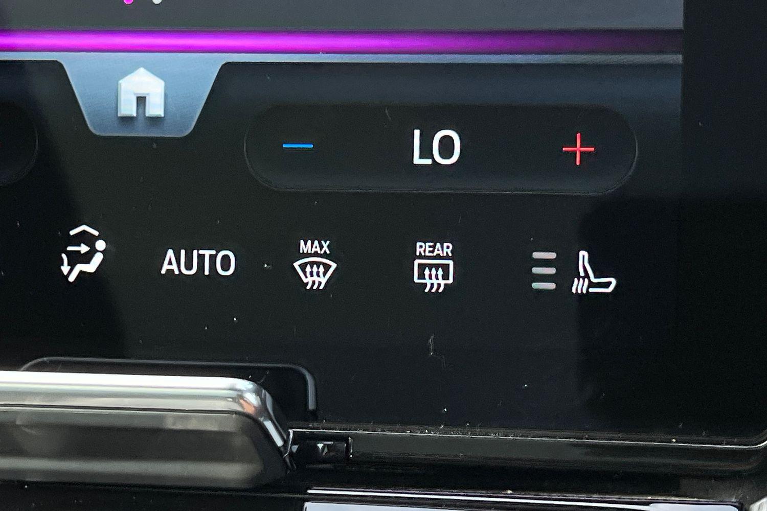 Ford EXPLORER Photo 32