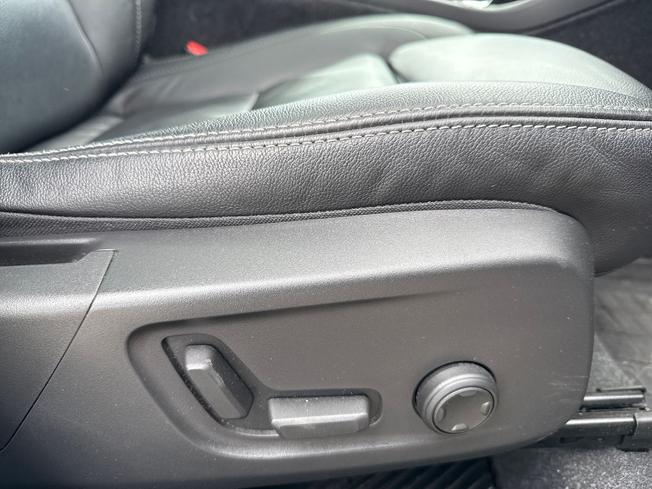 VOLVO Xc40 Photo 28