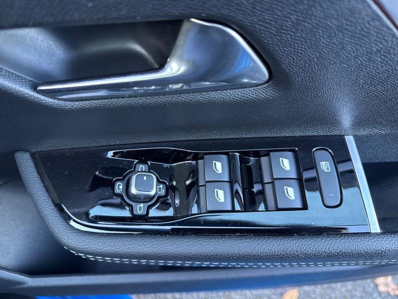 Used Vauxhall Astra BF73FFT 24