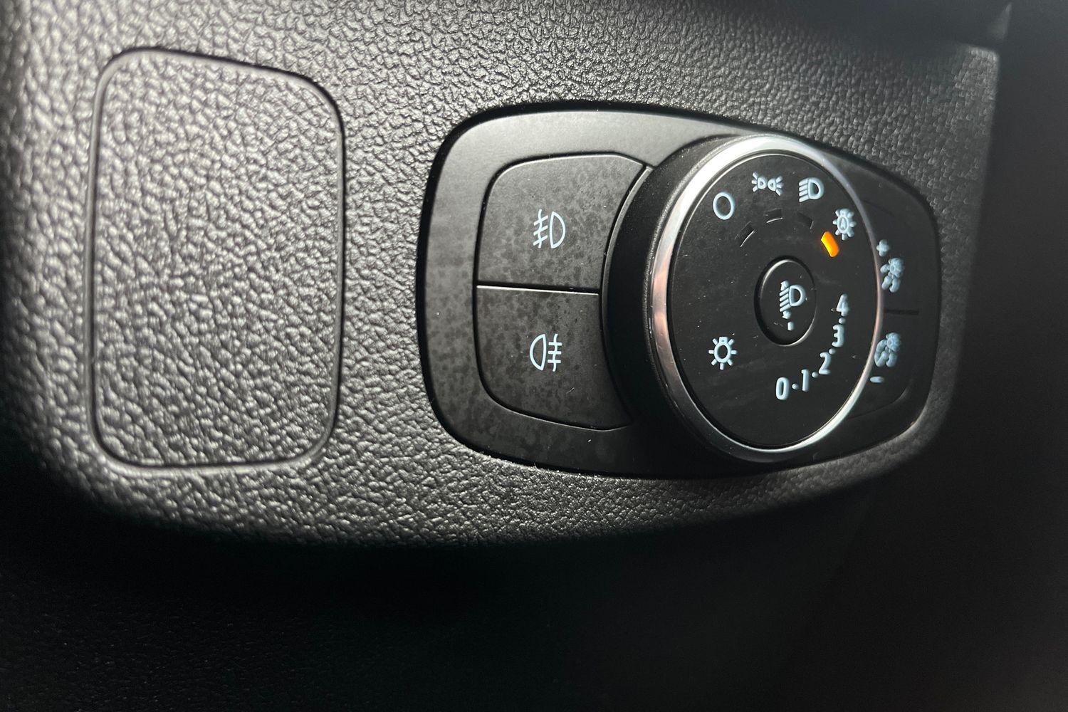 Ford FOCUS Photo 22