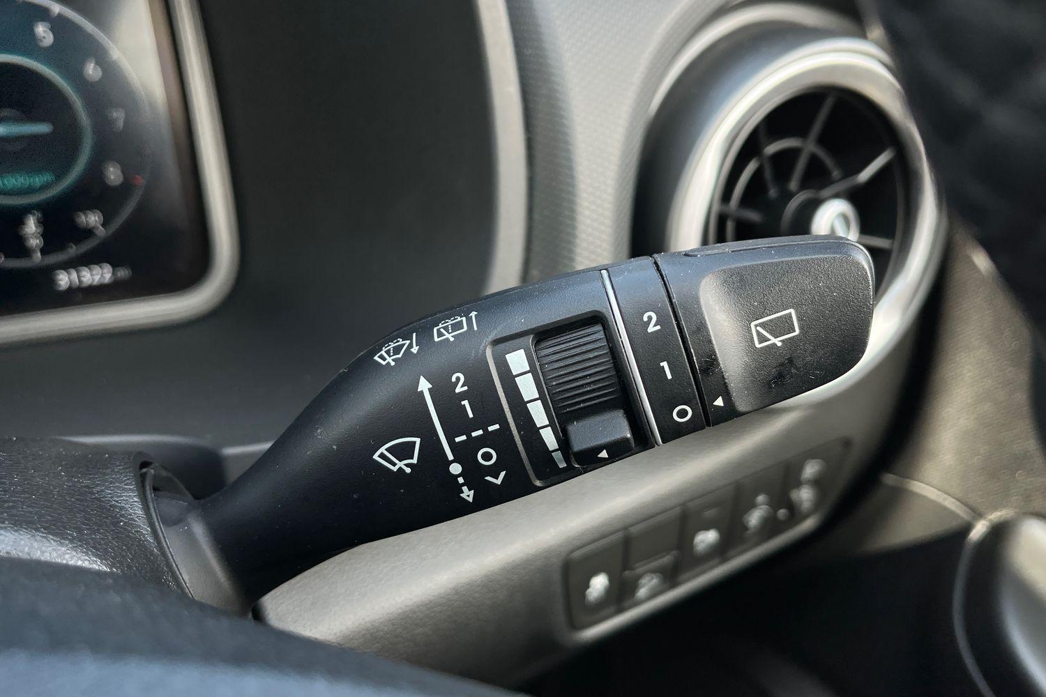 Hyundai KONA Photo 14