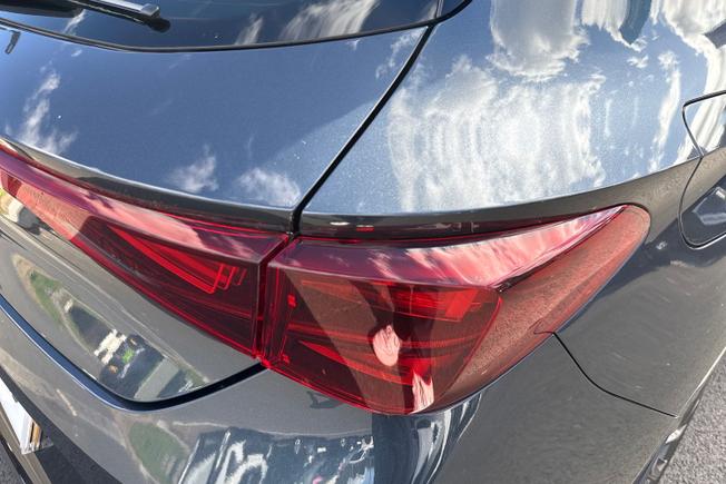 CUPRA Leon Photo 18