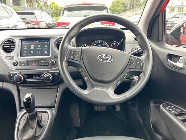 Hyundai i10 Photo autoimg-cd8657f58572cb96e84daa077537ab37210a0d45.jpg