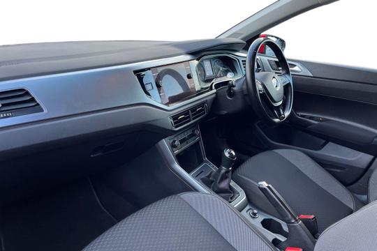 Volkswagen Polo Photo autoimg-cd870bf4caeb66daa1270b3d7cddc812ae54463e.jpg