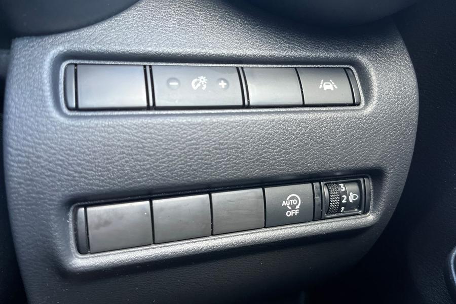 Nissan JUKE Photo autoimg-cd88def8c394408252a8d0db017279549082c2aa.jpg