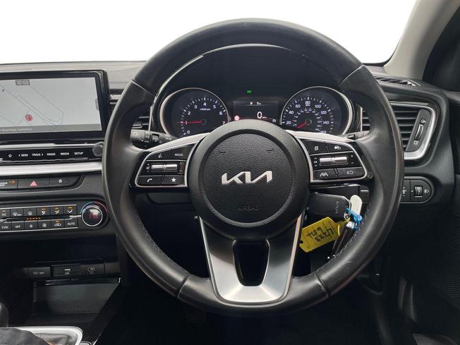 Kia Xceed Photo 11