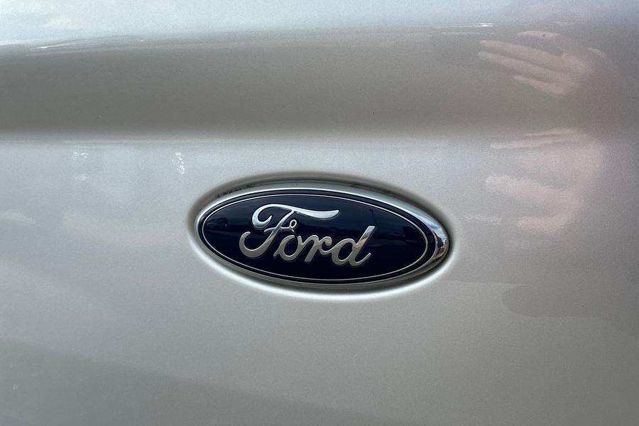 Ford TRANSIT CONNECT Photo autoimg-cd8cba99ed1bfd2be5869418e482d7f318c66249.jpg