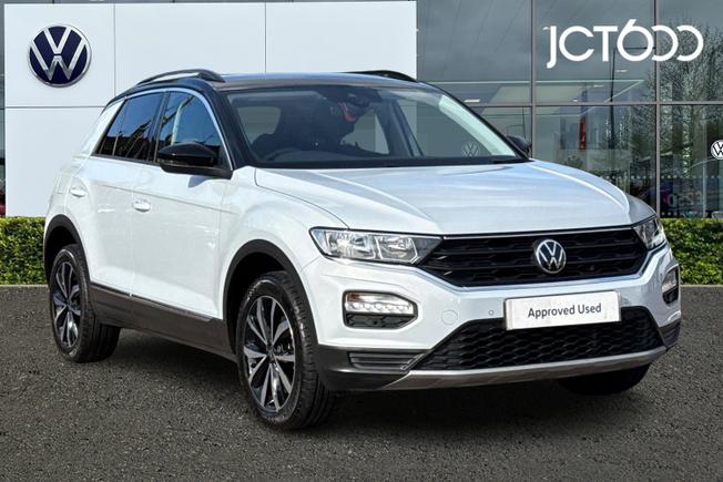 VOLKSWAGEN T-Roc Photo 1