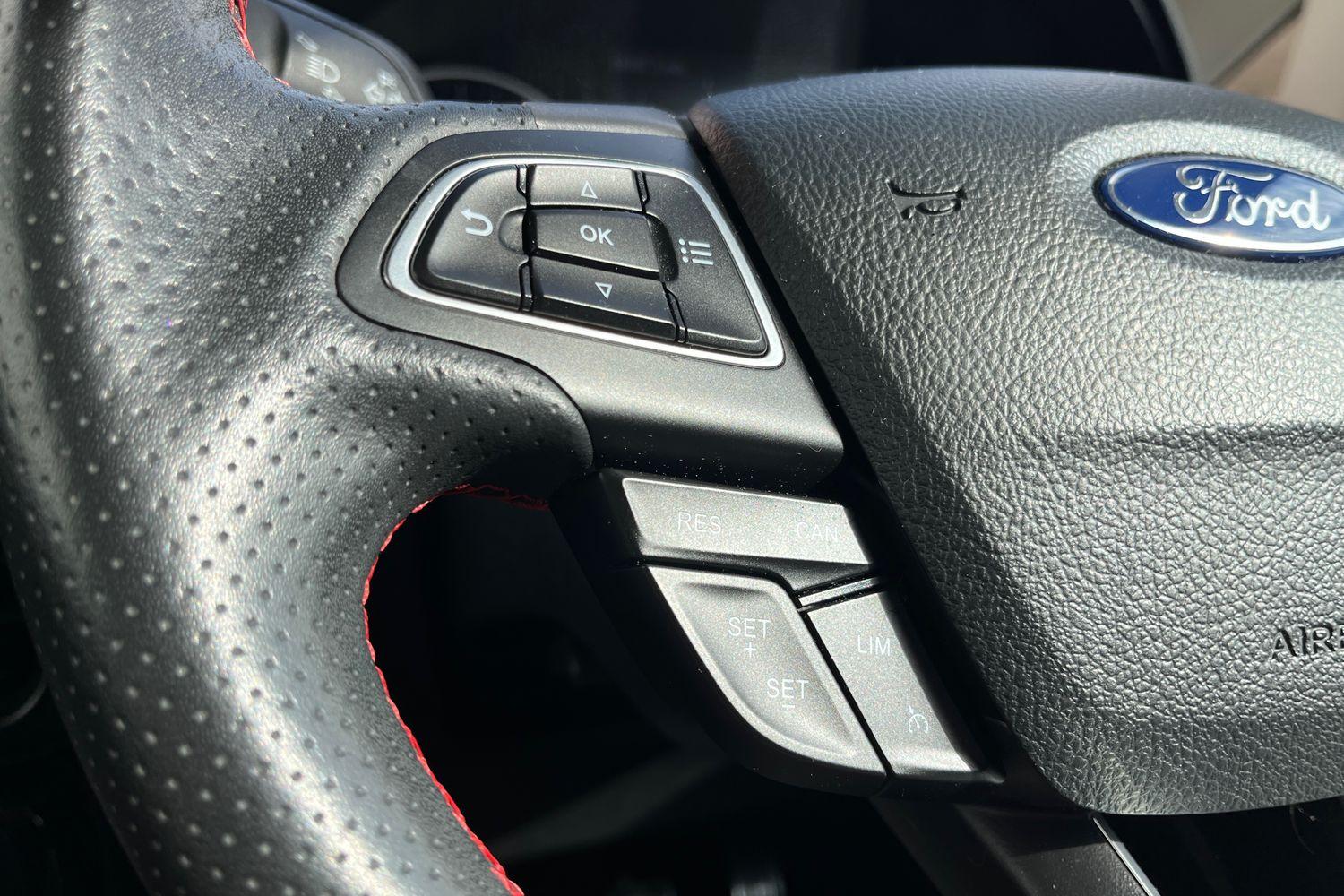 Ford ECOSPORT Photo 38