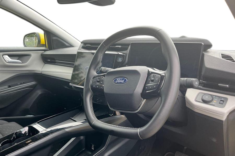 Ford Puma Gen-E Photo autoimg-cd90e6f9bce25108fb5b988d40bb4cd799506d2b.jpg