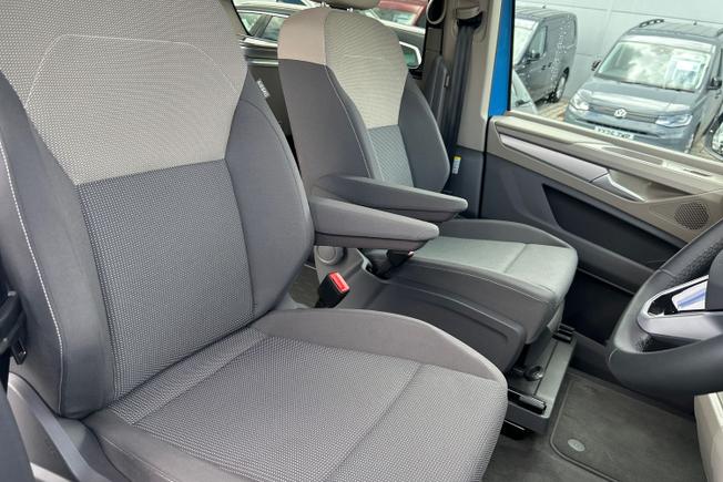 VOLKSWAGEN California Photo 25