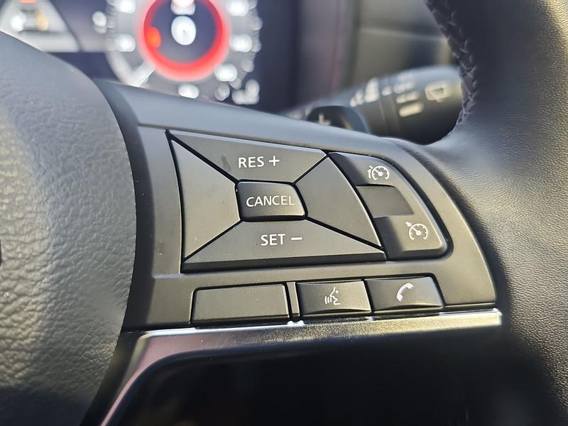 Used Nissan Juke YJ74ZUF 39