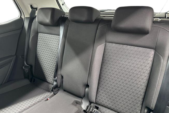 VOLKSWAGEN T-Cross Photo 9