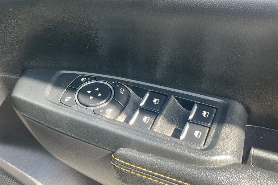 Ford RANGER Photo autoimg-cda0fa3edef350d906fca6d95903f499838b29ea.jpg