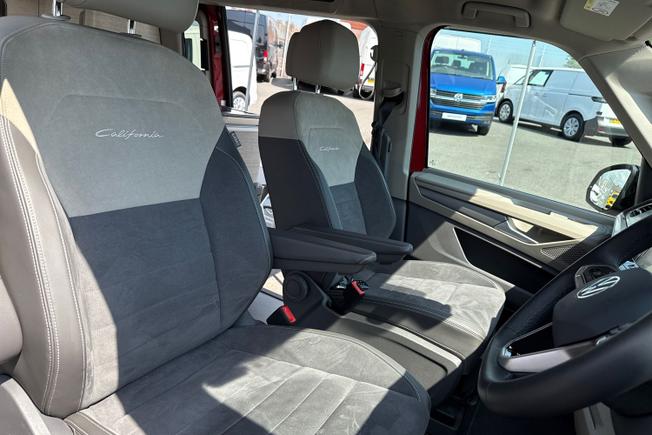 VOLKSWAGEN California Photo 25