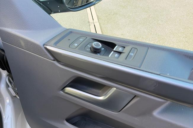 VOLKSWAGEN California Photo 37