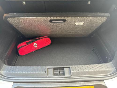 Renault CAPTUR Photo autoimg-cda95ff79328462f96951d420a3a37a5d6357a28.jpg