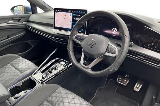 Volkswagen Golf Photo autoimg-cda9e44db4eb865cedf1c29f99f39e8b0327bc15.jpg