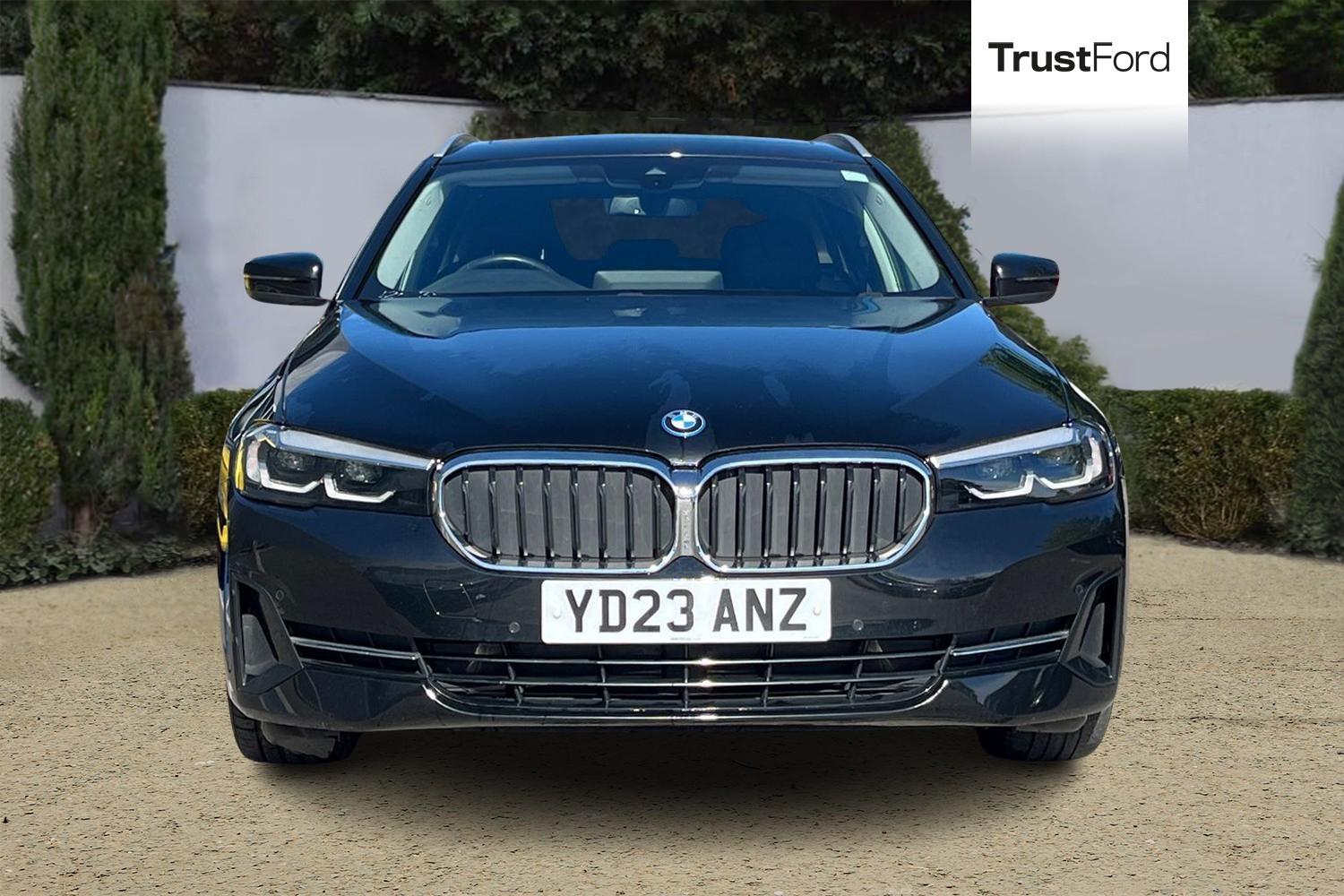 BMW 5 SERIES Photo 5