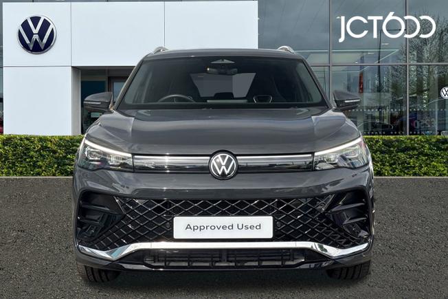 VOLKSWAGEN Tiguan Photo 8