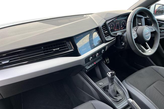 Audi A1 Photo 2
