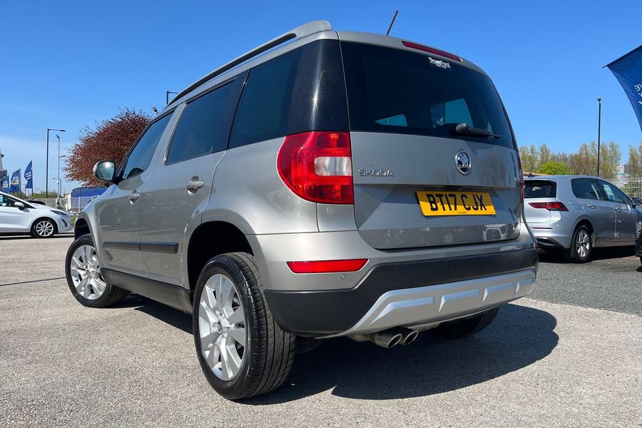 Skoda YETI OUTDOOR Photo autoimg-cdac8fa2bb2c89350f196dd34bee716e4129c35d.jpg