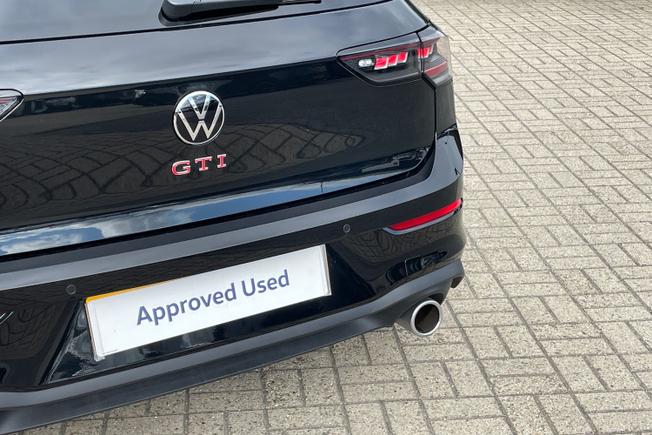 VOLKSWAGEN Golf Photo 21