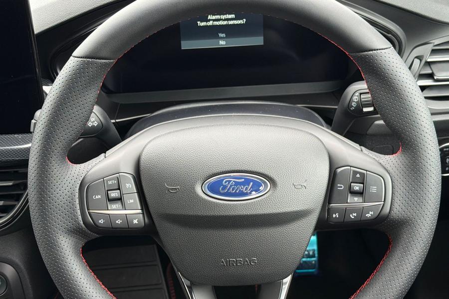 Ford FOCUS Photo autoimg-cdad2b464ae30acf2b6a9df23753c533910a79d3.jpg