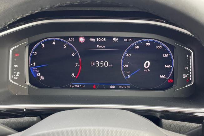 VOLKSWAGEN T-Roc Photo 15