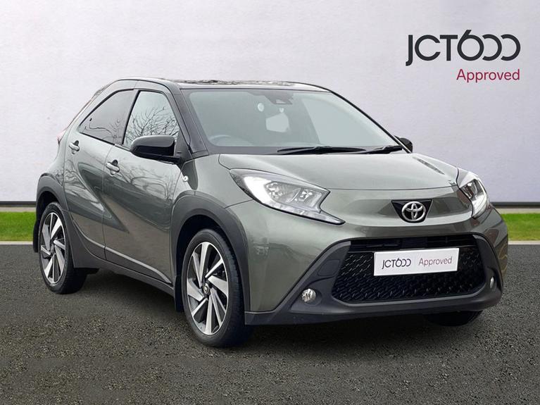 Used 2023 TOYOTA Aygo X 1.0 VVT-i Edge Hatchback 5dr Petrol Manual Euro 6 (s/s) (72 ps) Green at JCT600