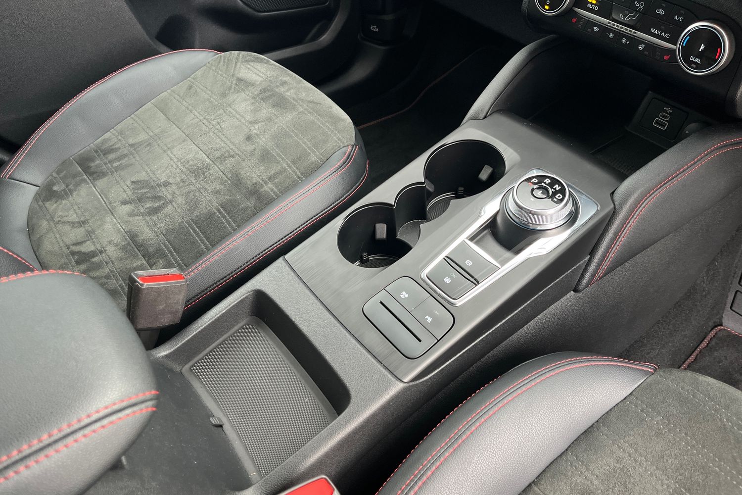 Ford Kuga Photo 33