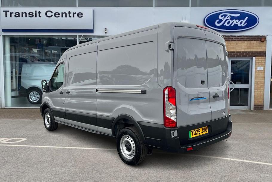 Used FORD E-TRANSIT YO25JUU 2