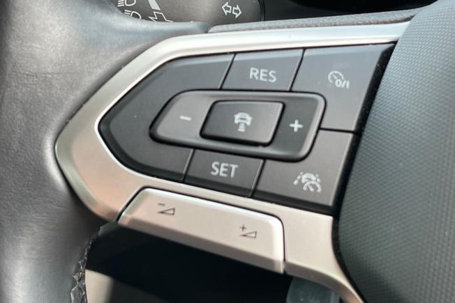 VOLKSWAGEN Polo Photo 16