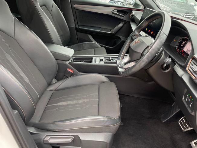 CUPRA Leon Photo 28