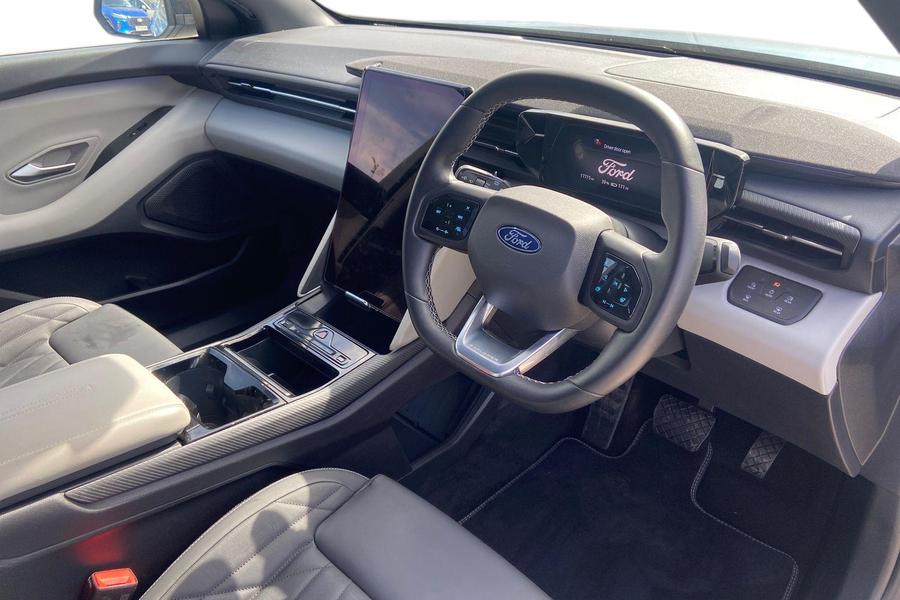 Ford EXPLORER Photo autoimg-cdb871e04b8f3d6de6421f840d14bdf530ec9cd4.jpg