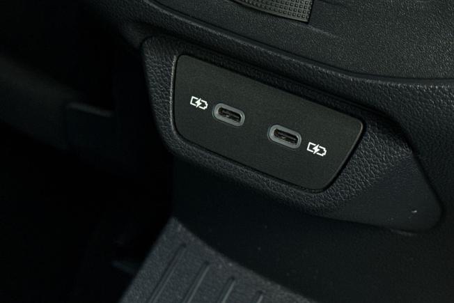 Volkswagen T-Roc Photo 39