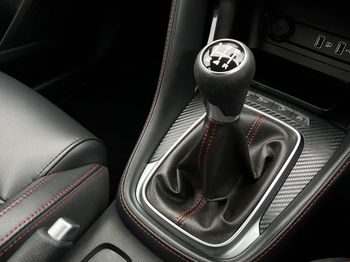 MG MG ZS Photo 13