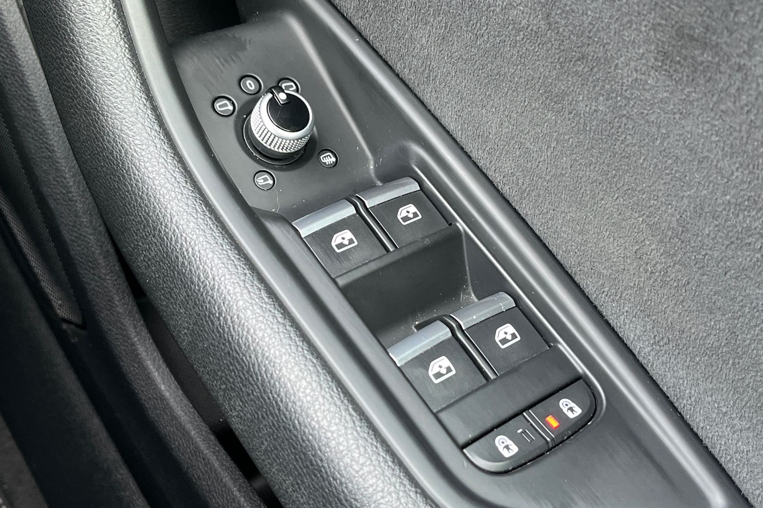 Audi A4 Photo 15