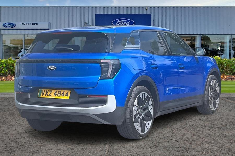 Ford Explorer Photo autoimg-cdbf0d847d5c645d8a5018bff4a9be345774ddfa.jpg