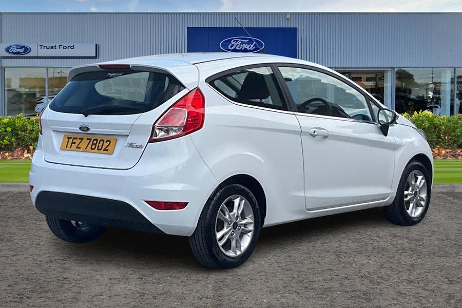 Ford FIESTA Photo autoimg-cdbf54adcac35f577e19a35a6afd335ca537f3d8.jpg