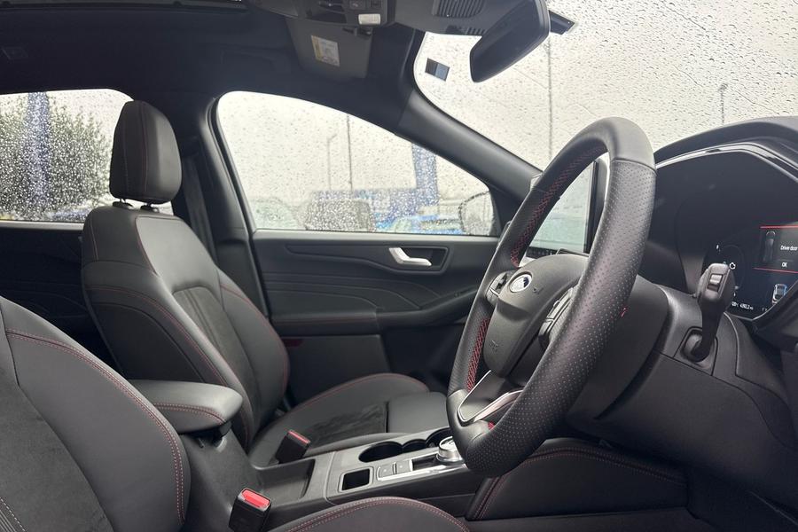 Ford KUGA Photo autoimg-cdc7219681aebd24fcc3cae2ba69e96769bceb86.jpg
