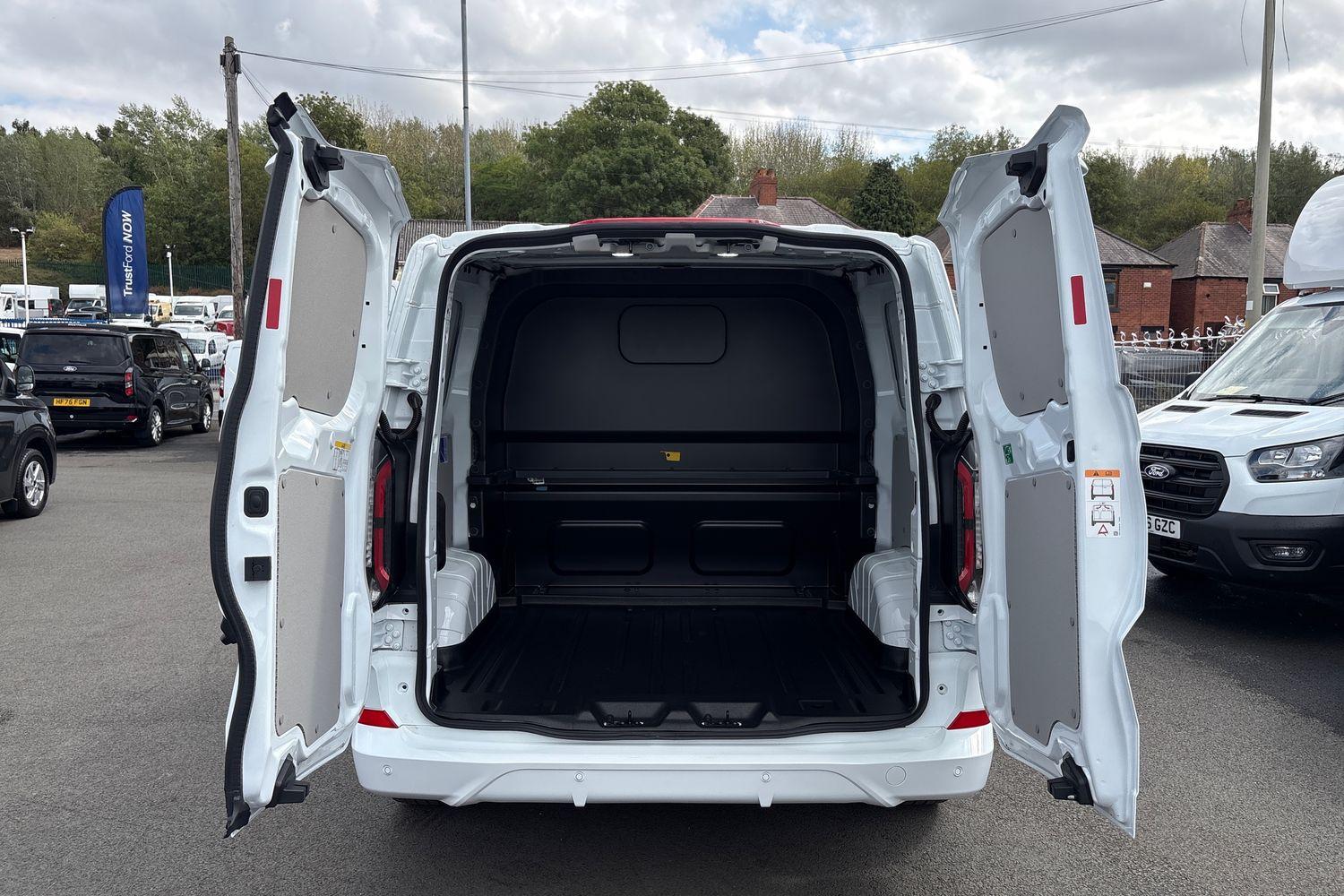 Ford TRANSIT CUSTOM Photo 6