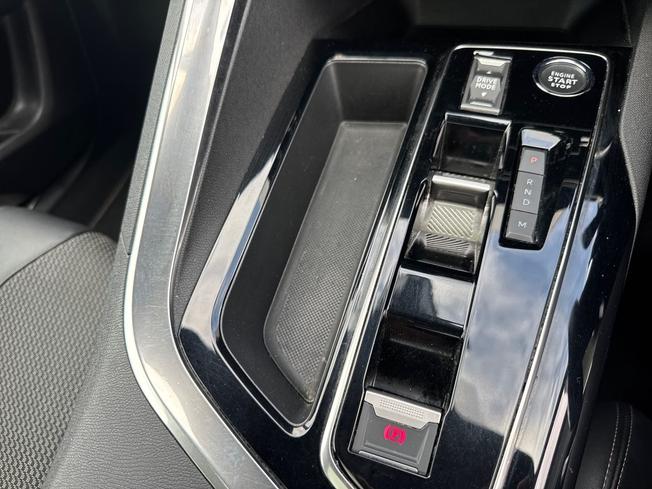 PEUGEOT 5008 Photo 34