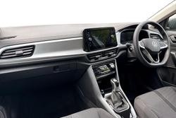 VOLKSWAGEN T-Roc Photo 2