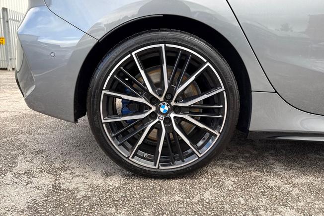BMW 1 Series Photo 22