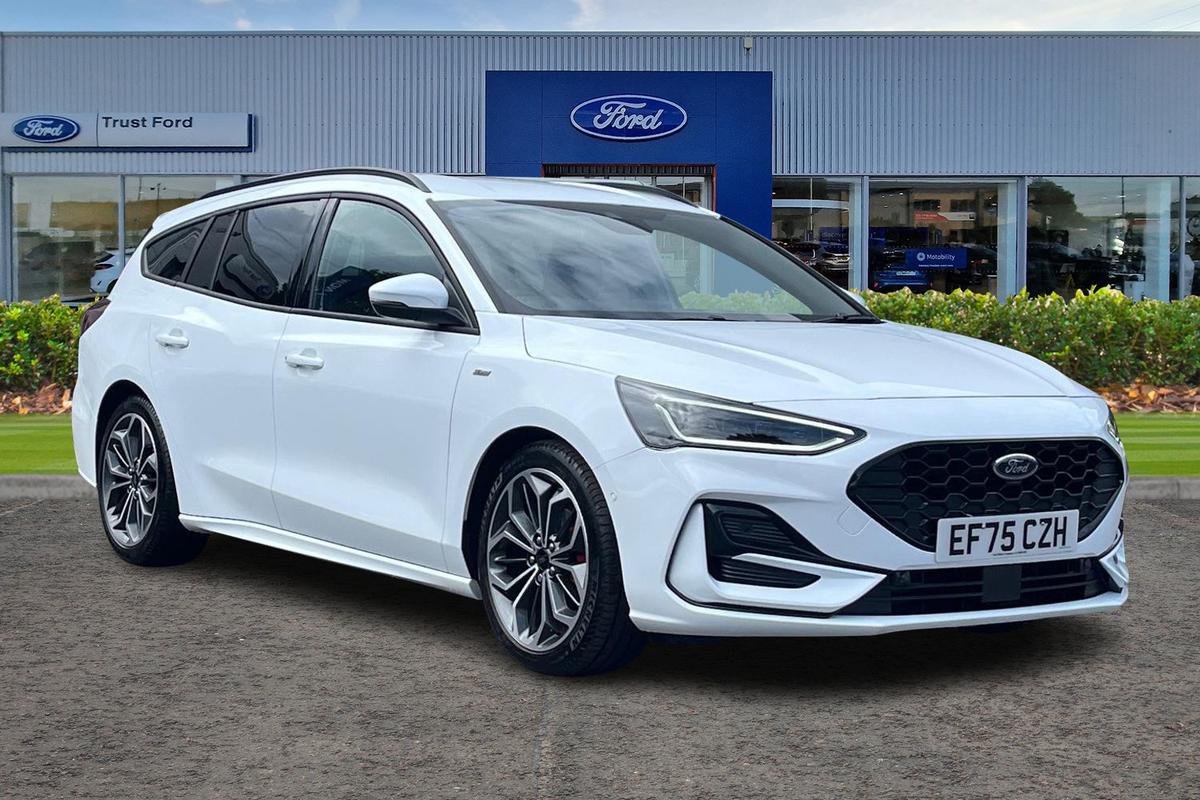 Ford Focus listing photo