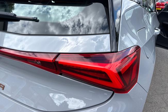 CUPRA Born Photo 18