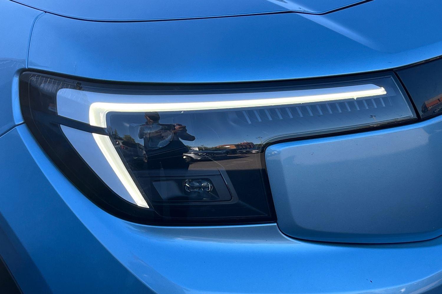 Ford Explorer Photo 36