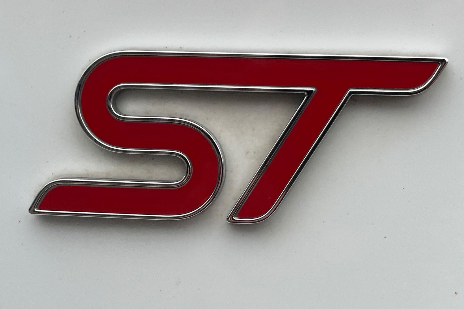 Ford FOCUS Photo 39