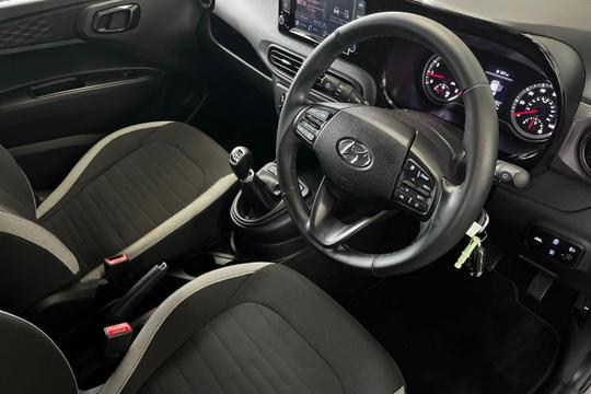 Hyundai i10 Photo autoimg-cde2dd21609ad51f489d33c707c21bfbb76bec4b.jpg